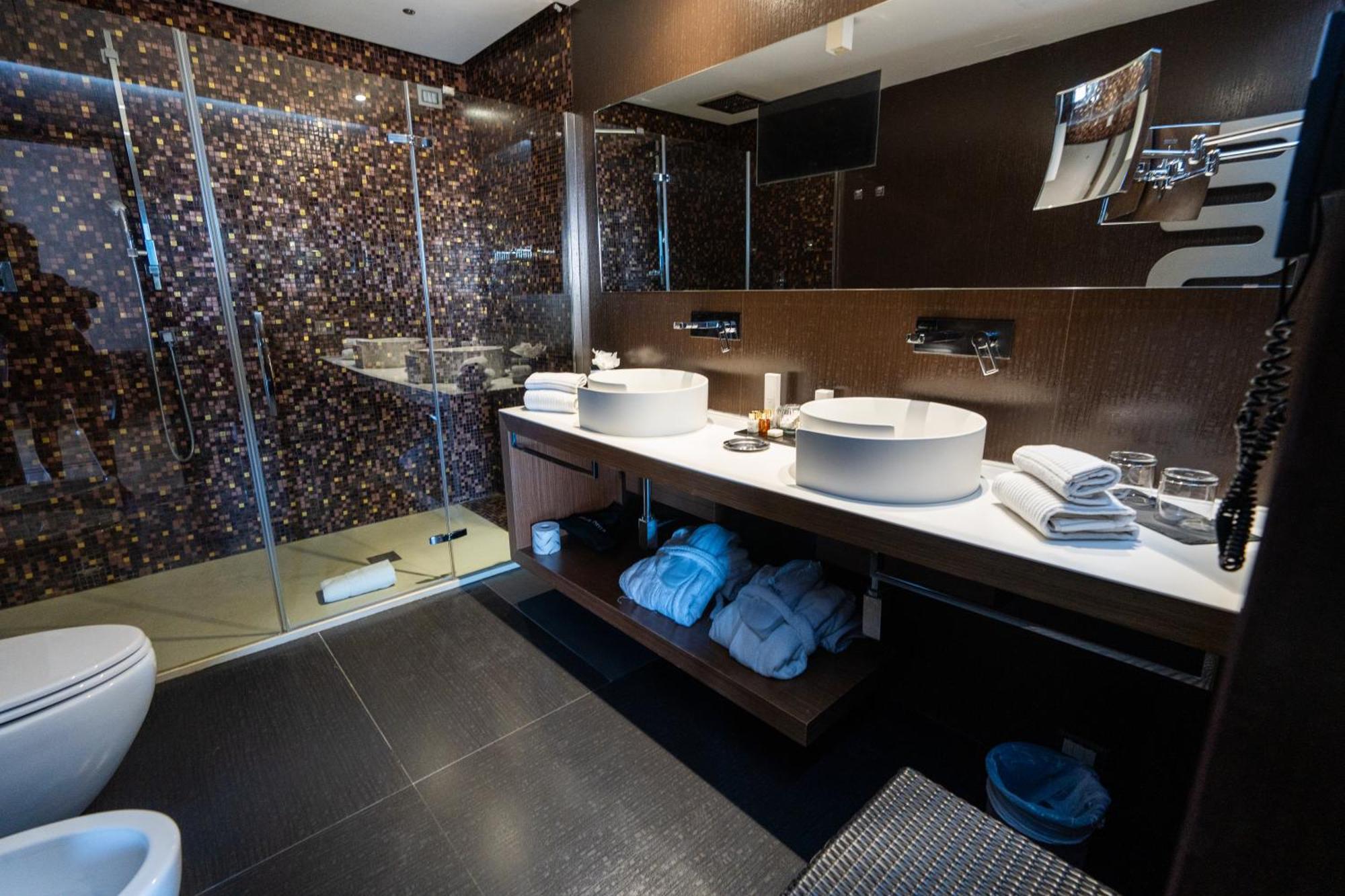 Divina Luxury 4* Rom